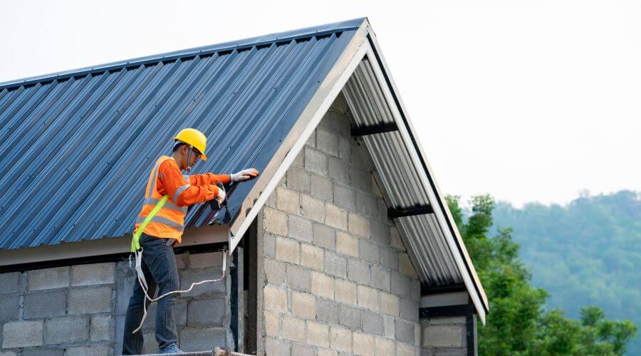 Professional Flat Roofing Installation in Bergland, MI